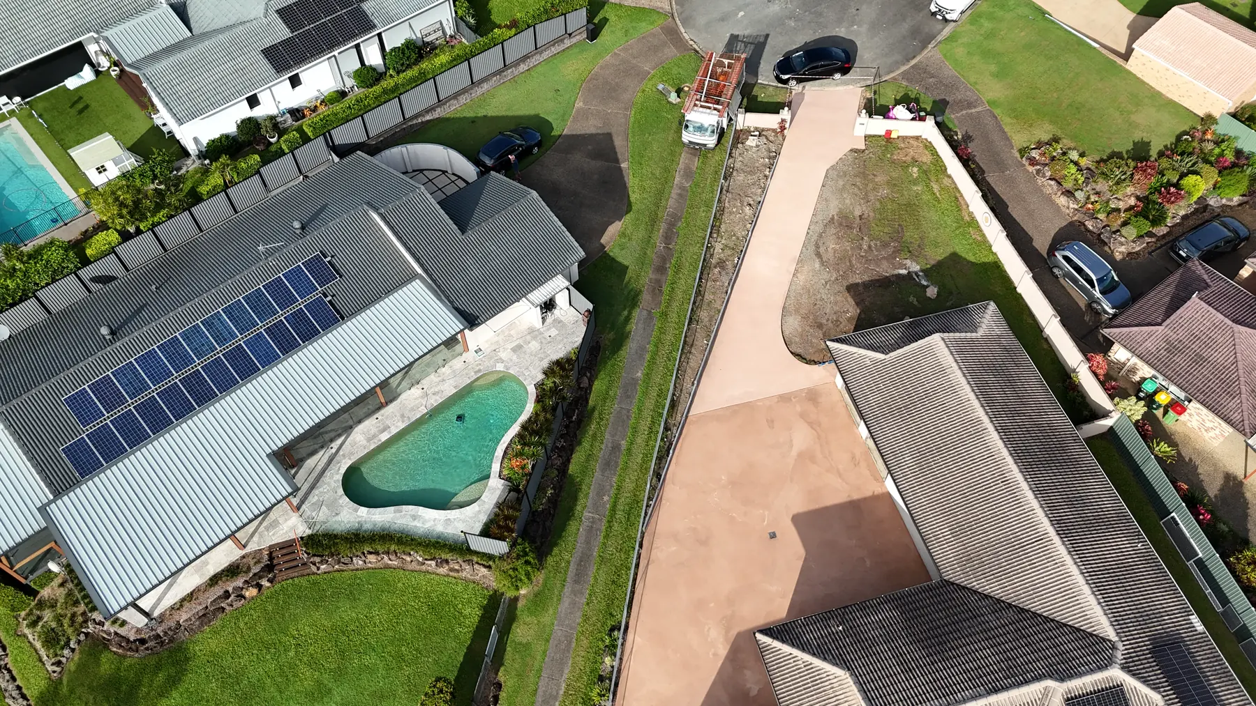 A exposed aggregate & decorative job by Bunce Concrete